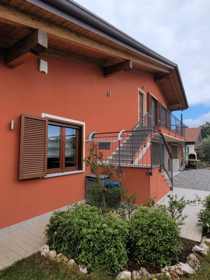 Casa Nicca Apartamento Oleggio Exterior foto